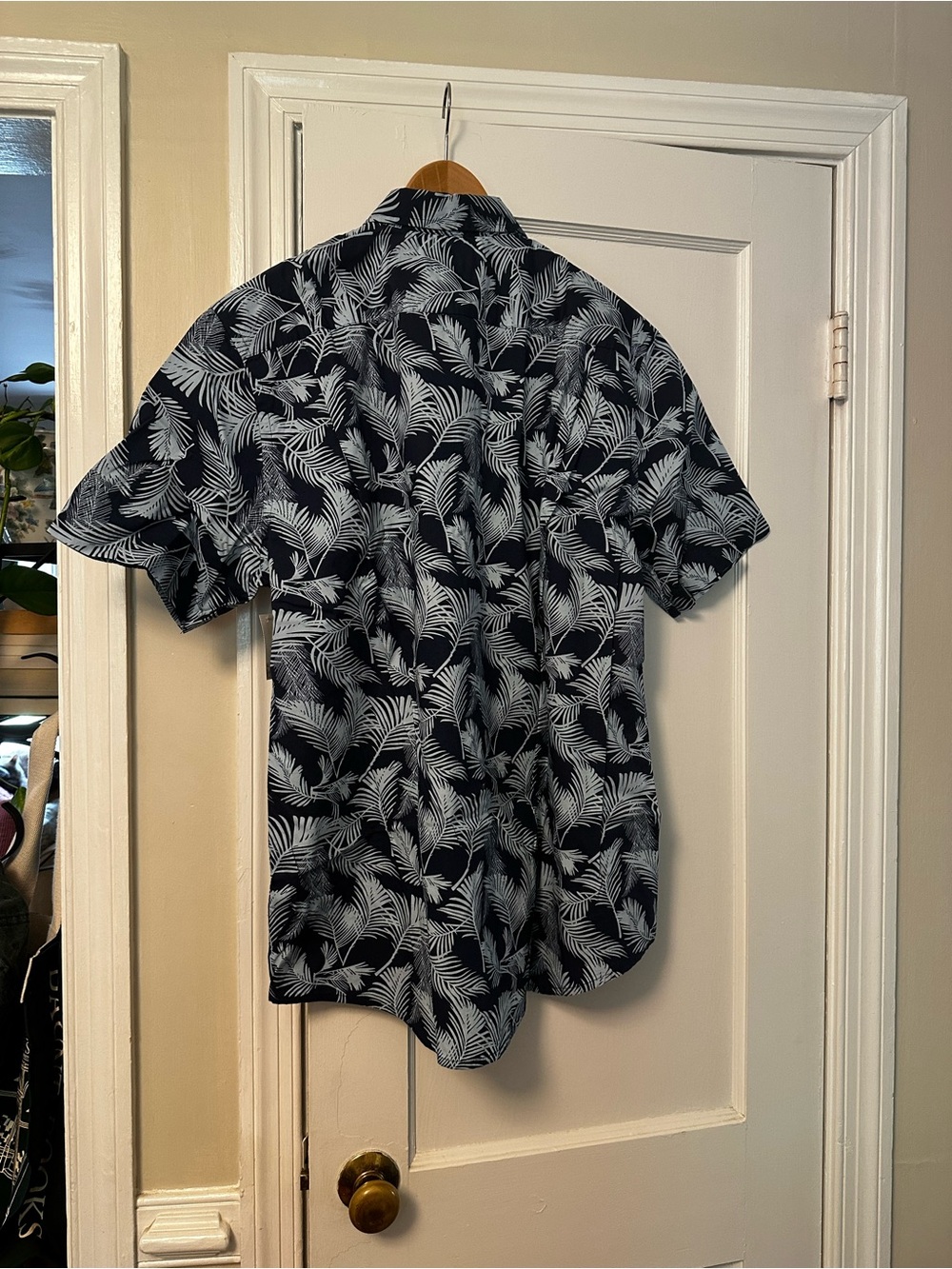 Tropical Button Down - Picture 5 of 5